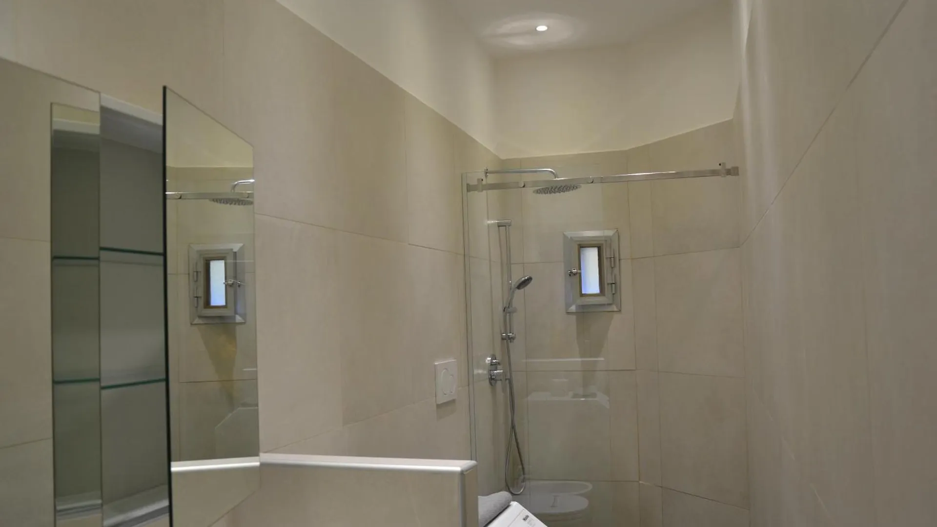 Bubi House Porta Romana Mailand 0*,