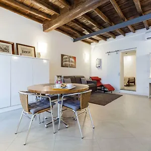 https://maison-romana-loft.it-romehotels.com